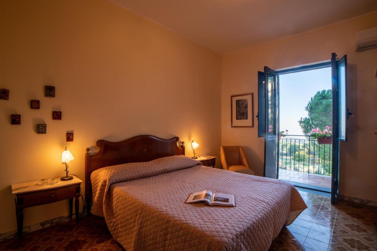 Casa Museo A' Rina Villa Belpasso Buitenkant foto